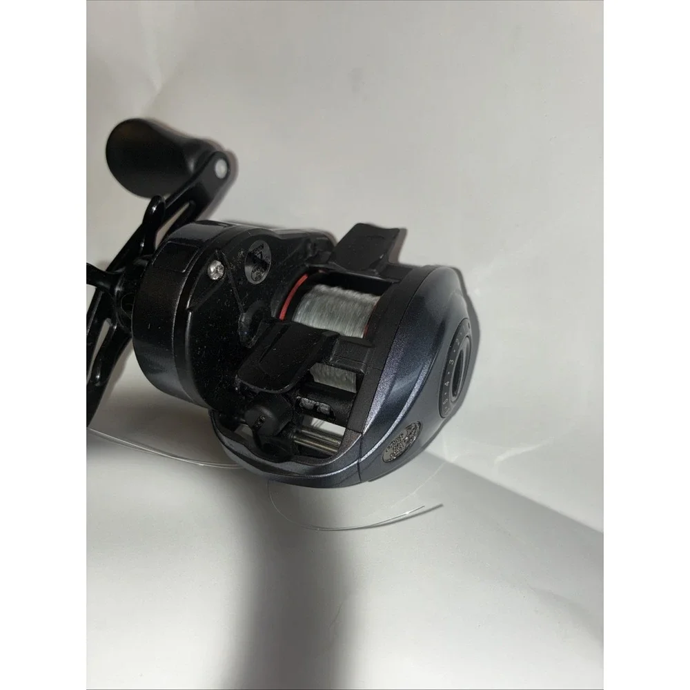 Bass Pro Shops Pro Qualifier PQG10SHLA LH Retrieve Freshwater Baitcast Reel